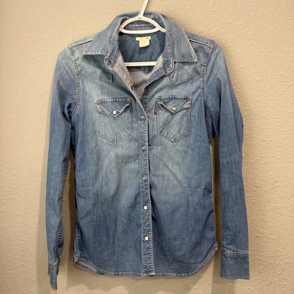Levi's Womens Small Ultimate Western Denim Shirt Stretch Slim Pearl Snap Cowgirl - Picture 2 of 7